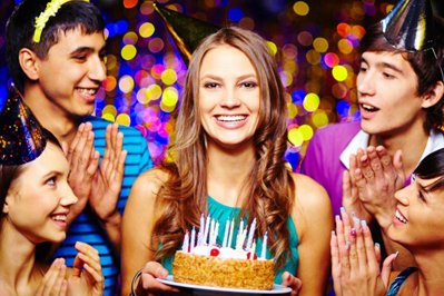 partybusz-berles-tini-szuletesnap